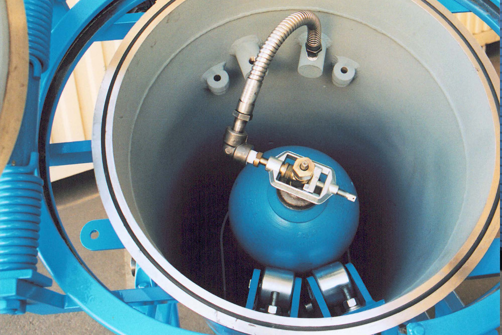 inside of 150 Chlortainer